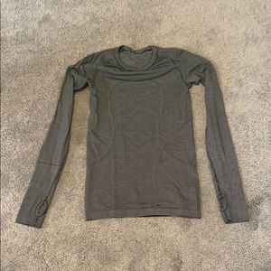lululemon LS swiftly